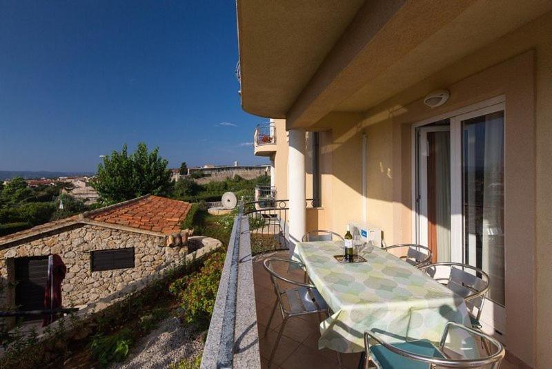 Marija F4 Apartment Krk Town Bagian luar foto